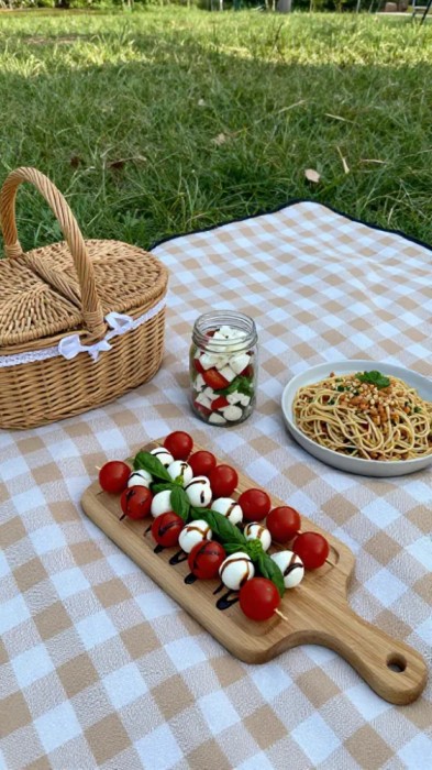 Caprese Skewers with Balsamic Glaze